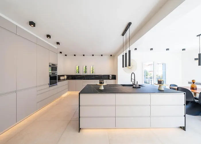 Villa Luxury Cannes,350 M2, 12 Pers, 6 Ch 6 Sdb *