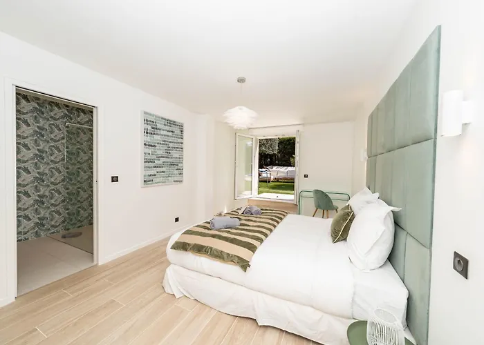 Villa Luxury Cannes,350 M2, 12 Pers, 6 Ch 6 Sdb *