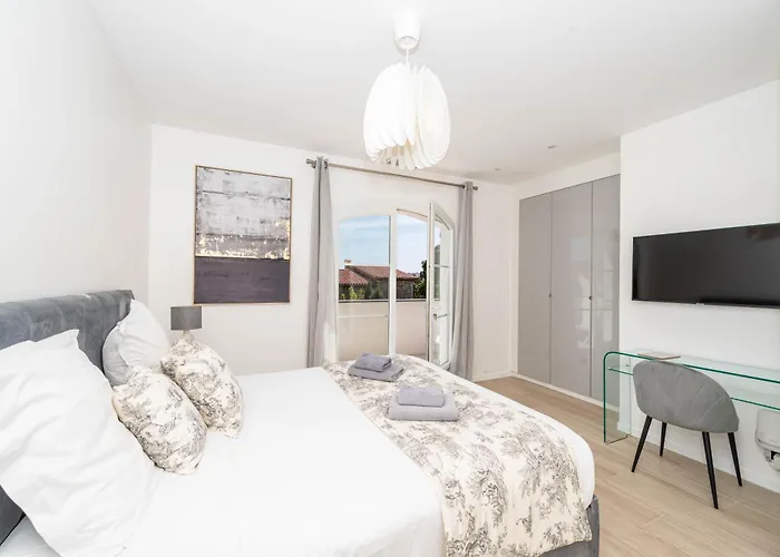 Villa Luxury Cannes,350 M2, 12 Pers, 6 Ch 6 Sdb Cannes